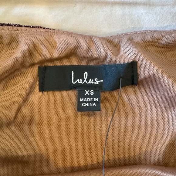*NWT* (XS) Lulu's Iconic Angles Bronze Lurex Ruched Bodycon Mini Dress - Picture 8 of 8
